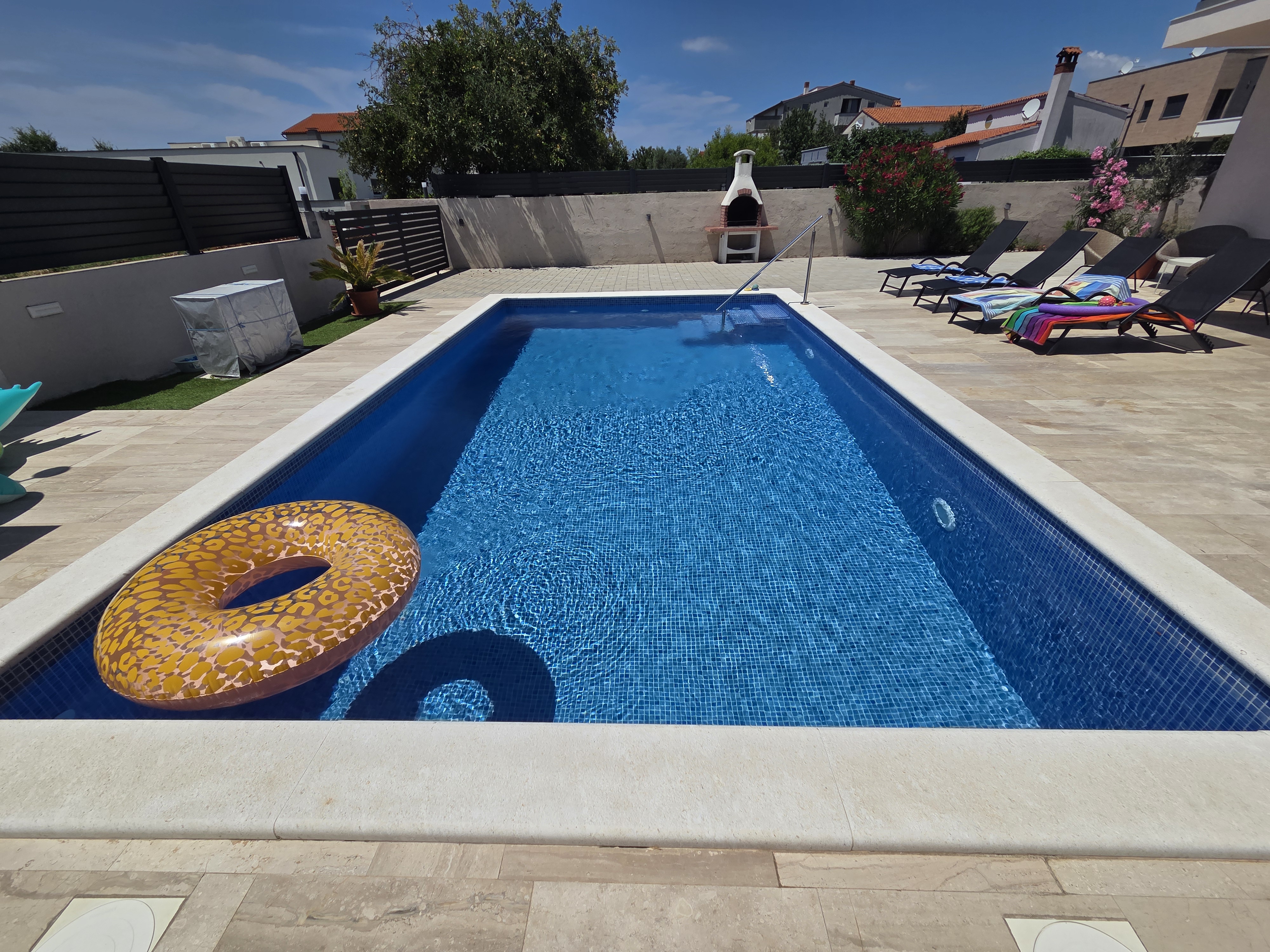 Privatni bazen Ville Doris 8