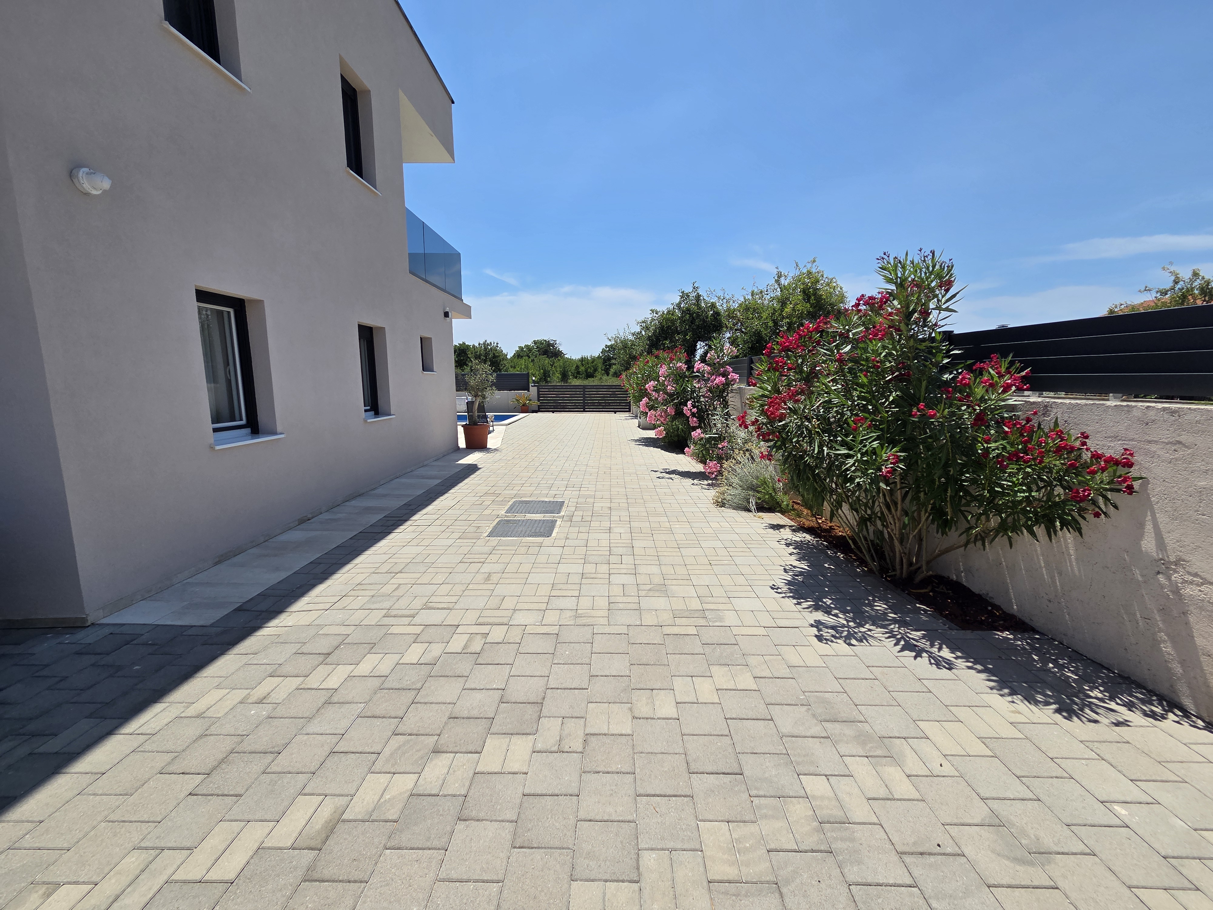 Dvorište Ville Doris 6